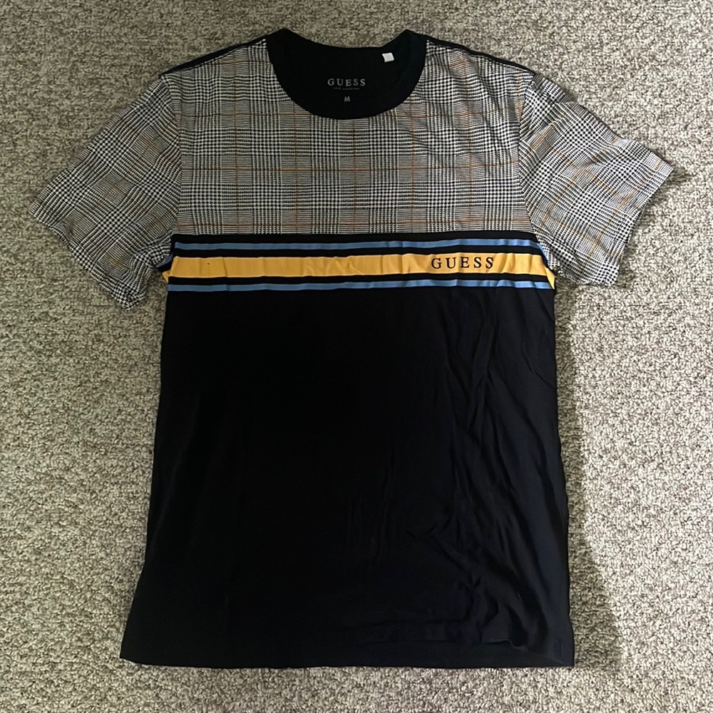Guess Mens Shirt size Medium